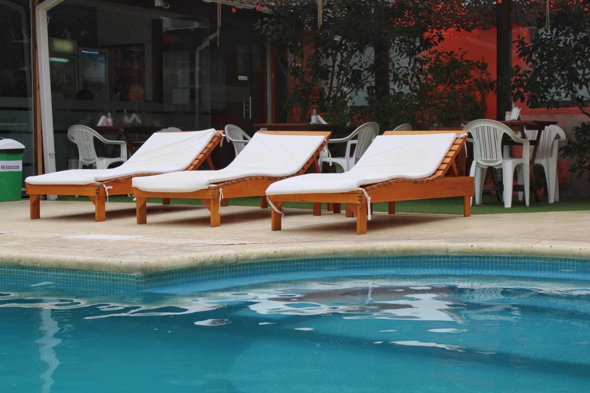 Hotel Bella Costa La Lucila del Mar Exteriör bild